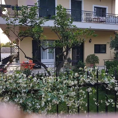 2 Bedroom Ground Floor - Meadow Views * Análipsis