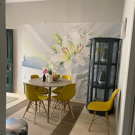 2 Bedroom Ground Floor - Meadow Views *