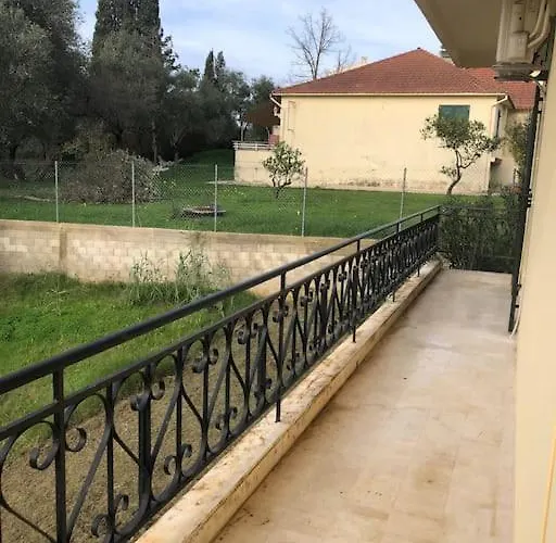 2 Bedroom Ground Floor - Meadow Views *