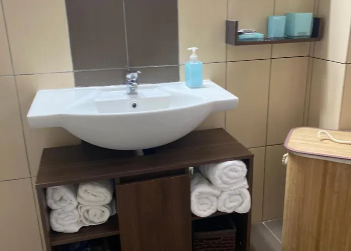 2 Bedroom Ground Floor - Meadow Views Apartman
